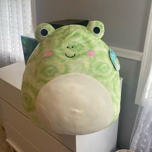 Wendy The Frog Squishmallow